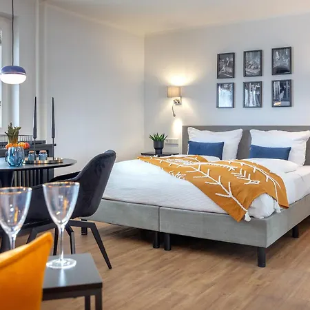 Blau Aprikoeoes Вестерланд